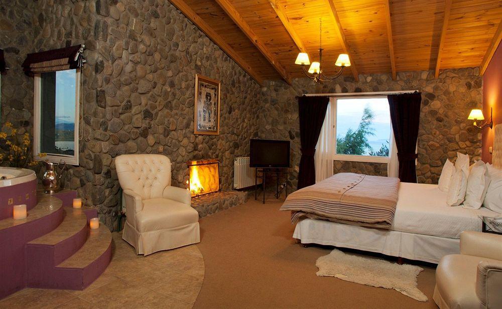 Blanca Patagonia Hosteria Boutique Y Cabanas El Calafate Exterior photo